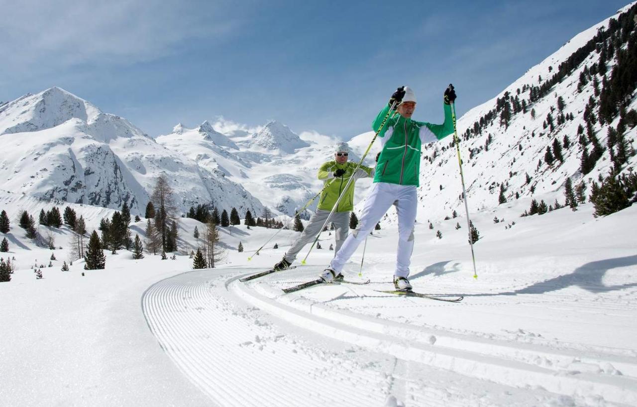 Schloss Hotel & Spa Pontresina Exterior photo